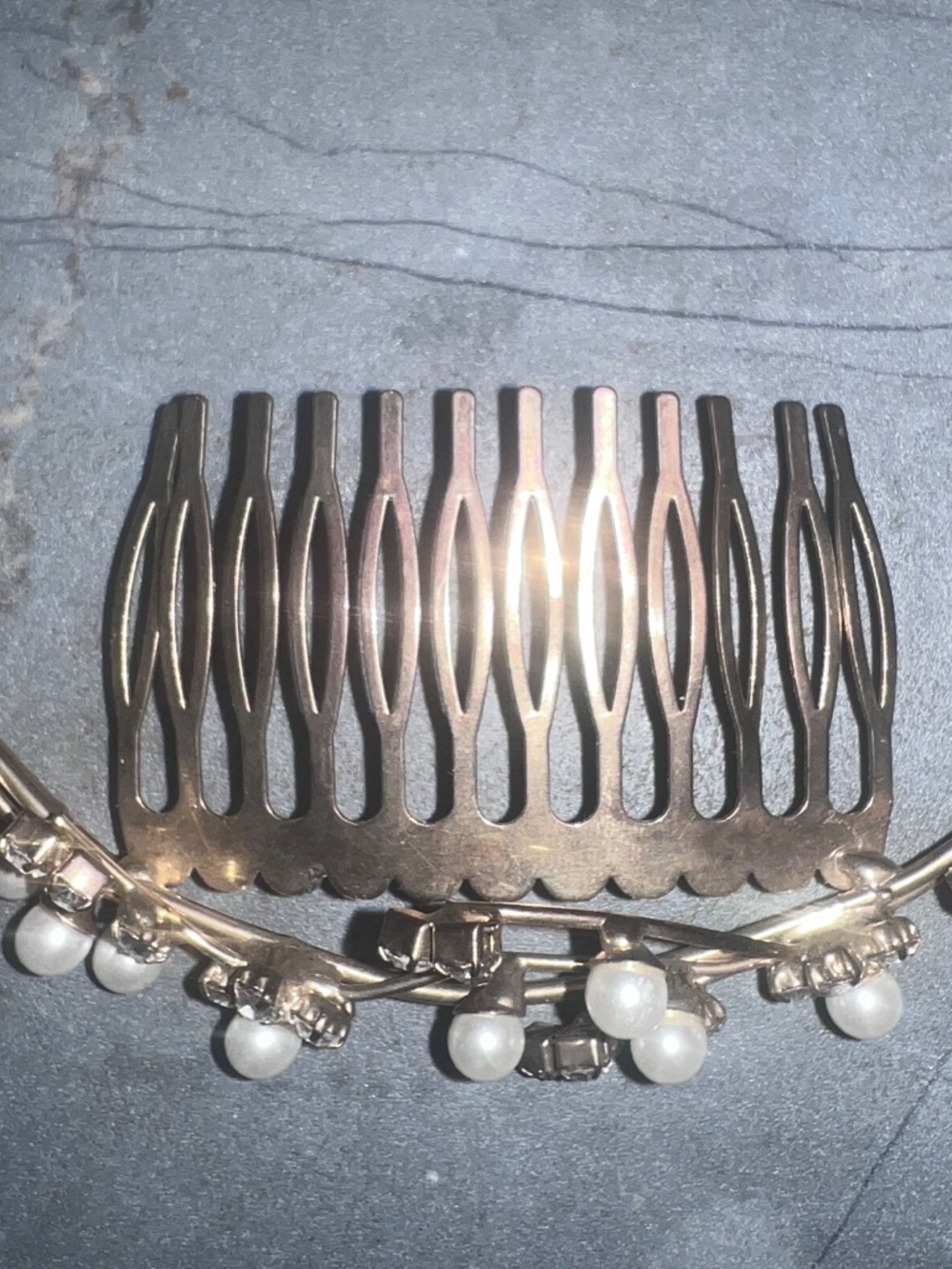 Hair claw - Picture 2 of 2